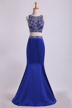 Load image into Gallery viewer, Two Pieces Mermaid Scoop Prom Dresses With Beading