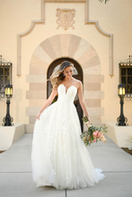 Load image into Gallery viewer, Strapless Sweetheart Wedding Dresses Beautiful Tulle Beach Bridal Dresses
