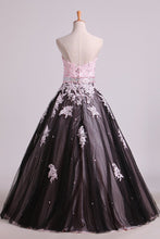 Load image into Gallery viewer, Quinceanera Dresses Sweetheart Tulle With Beading And Applique Floor Length