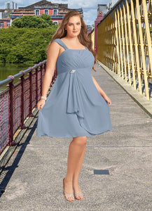 Una A-Line Square Neckline Pleated Chiffon Knee-Length Dress HDOP0022618