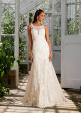Load image into Gallery viewer, Alyssa Mermaid Sequins Tulle Cathedral Train Dress Diamond White/Champagne HDOP0022778