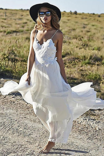 Romantic Spaghetti Straps Backless Lace Appliques Floor Length Beach Wedding Dresses