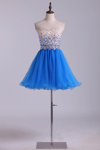 Load image into Gallery viewer, Sweetheart A-Line Tulle Homecoming Dresses With Beading