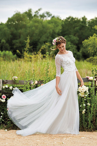 White A Line Brush Train Half Sleeves Layers Tulle Appliques Wedding Dresses