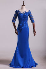 Load image into Gallery viewer, Hot Bateau Dark Royal Blue Mother Of The Bride Dresses 3/4 Length Sleeve With Applique Satin