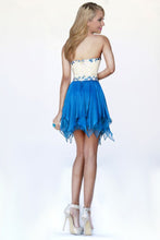 Load image into Gallery viewer, Stunning Homecoming Dresses Sweetheart A Line Short/Mini With Beads New Arrival