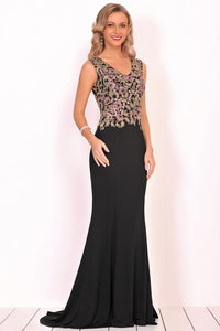 Mermaid V Neck Spandex With Applique Sweep Train Prom Dresses