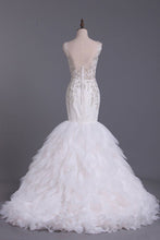 Load image into Gallery viewer, Wedding Dresses Bateau Mermaid Tulle With Applique &amp; Beads