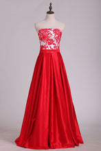 Load image into Gallery viewer, New Arrival Strapless With Applique A Line Satin Evening Dresses Floor Length