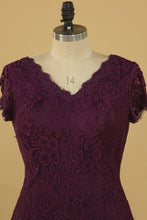 Load image into Gallery viewer, New Arrival V Neck Short Sleeves Mermaid Lace Mother Of The Bride Dresses