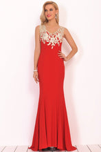 Load image into Gallery viewer, Sexy V Neck Prom Dresses Mermaid Spandex With Appliques Sweep Train