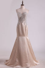 Load image into Gallery viewer, New Arrival Mermaid Beaded Bodice Prom Dresses Floor Length Satin