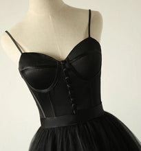 Load image into Gallery viewer, Charming Black Spaghetti Straps Sweetheart Tulle Evening Dresses, Formal SJS15626