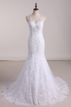 Load image into Gallery viewer, Court Train Scoop Mermaid Wedding Dresses Tulle With Applique