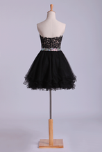 Load image into Gallery viewer, Sweetheart A Line Short Homecoming Dress With Applique Beaded