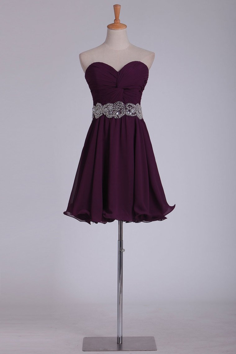 Sweetheart Short/Mini Chiffon With Ruffles And Beads A Line Homecoming Dresses
