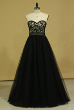 Load image into Gallery viewer, Plus Size Black A Line Prom Dresses Sweetheart Tulle With Applique &amp; Beads Floor Length