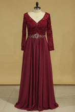 Load image into Gallery viewer, A Line V Neck Mother Of The Bride Dresses 3/4 Length Sleeve Chiffon