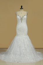Load image into Gallery viewer, Open Back Straps Mermaid Wedding Dresses With Applique Court Train