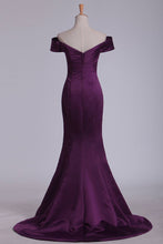 Load image into Gallery viewer, Off The Shoulder Prom Dresses Mermaid Satin Sweep Train