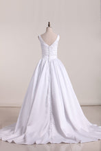 Load image into Gallery viewer, Square Neckline Princess Wedding Dress Pleated Bodice Court Train Satin